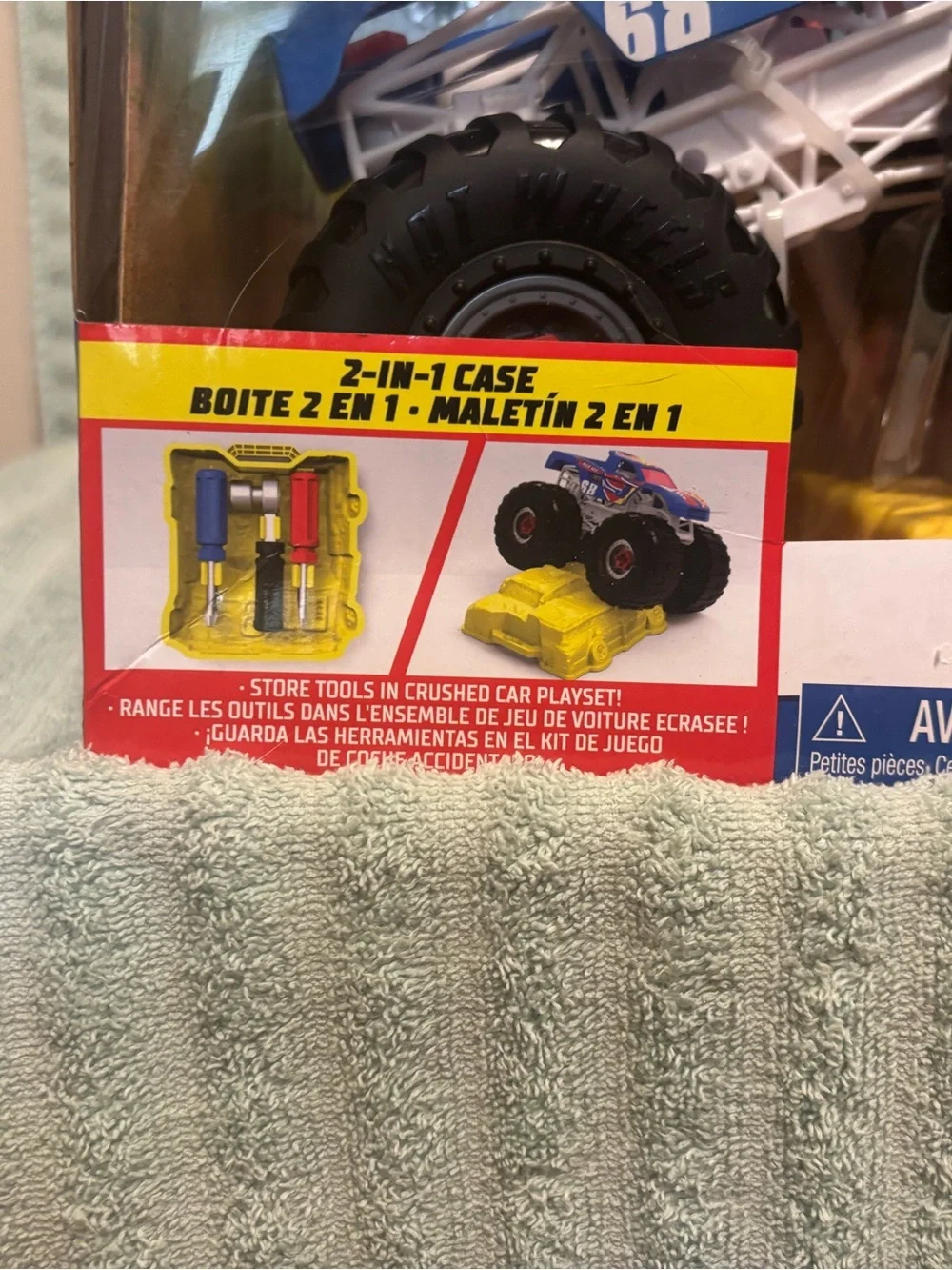 Ready to Race Hot Wheels Monster Truck Builder - Blue and Yellow NEW